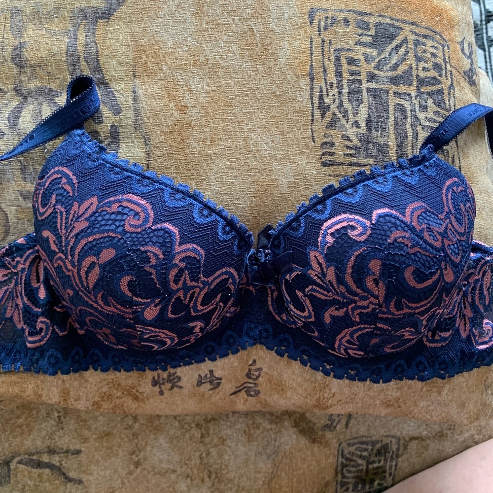 Blue Rose woman’s bra extreme push up 38 B